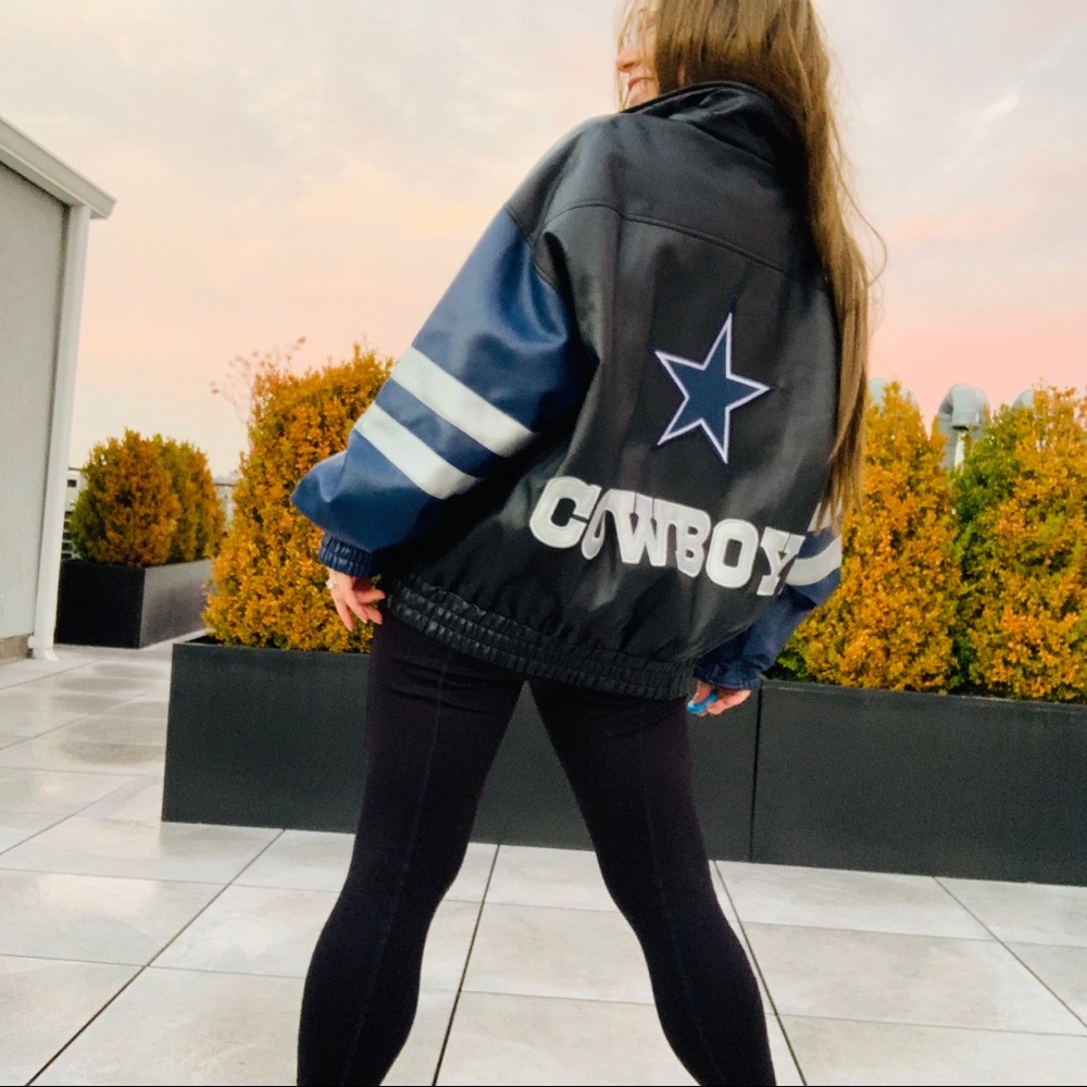 NFL GameDay Silver Blue Star Dallas Cowboys Jacket - Picture 3 of 16